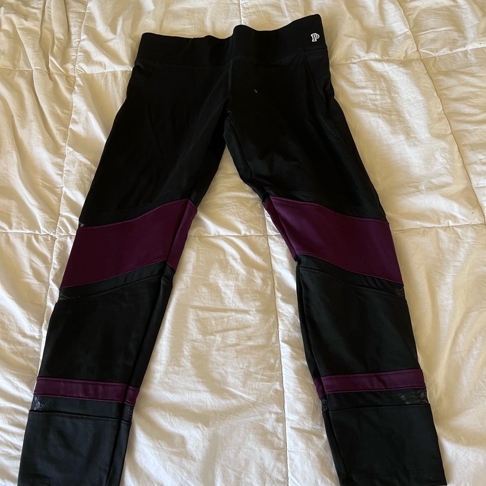 VS Pink leggings